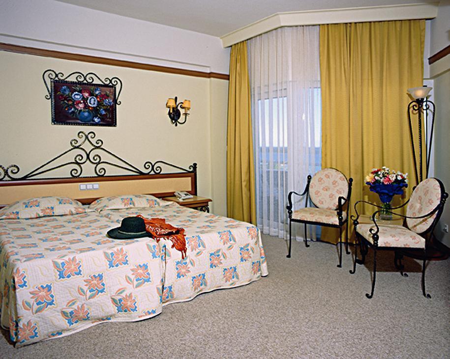 Thalia Beach Resort Hotel Ilica  المظهر الخارجي الصورة