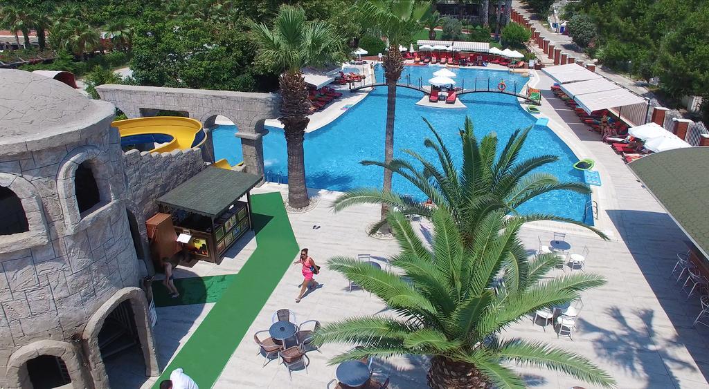 Thalia Beach Resort Hotel Ilica  المظهر الخارجي الصورة